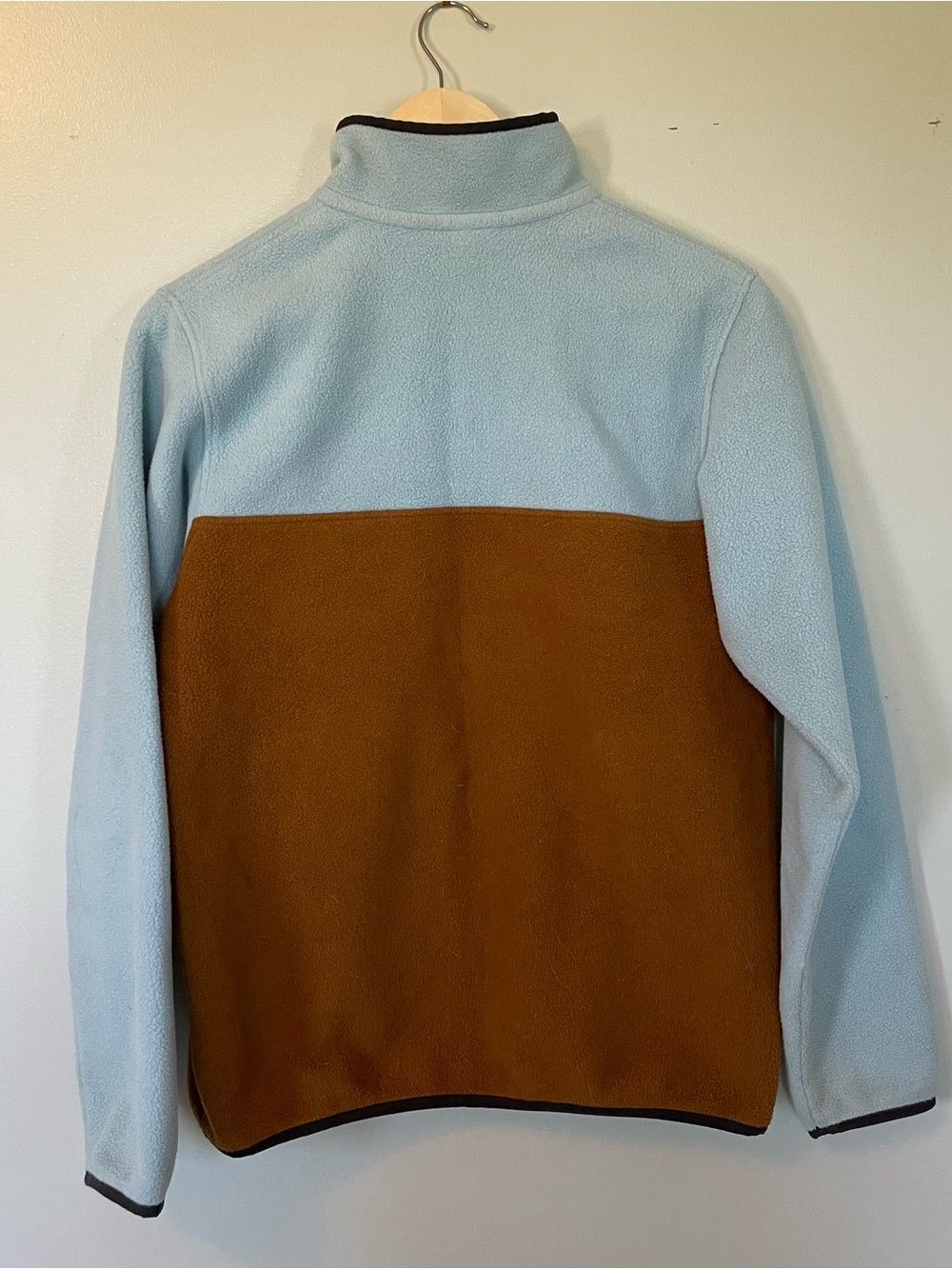 Patagonia Two-Tone Snap Fleece Pullover - Light Blue & Brown - Picture 2 of 4